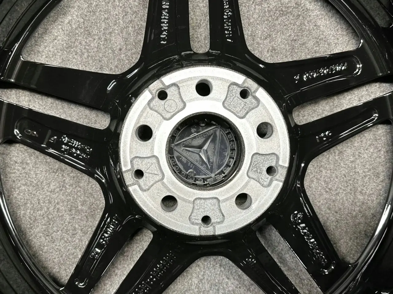 Billede 3 - ALUFÆLGE MERCEDES E KLASSE AMG 213 W213 E213 18"