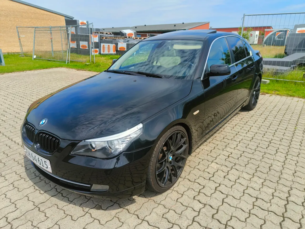 Billede 1 - Bmw 525i 218hk