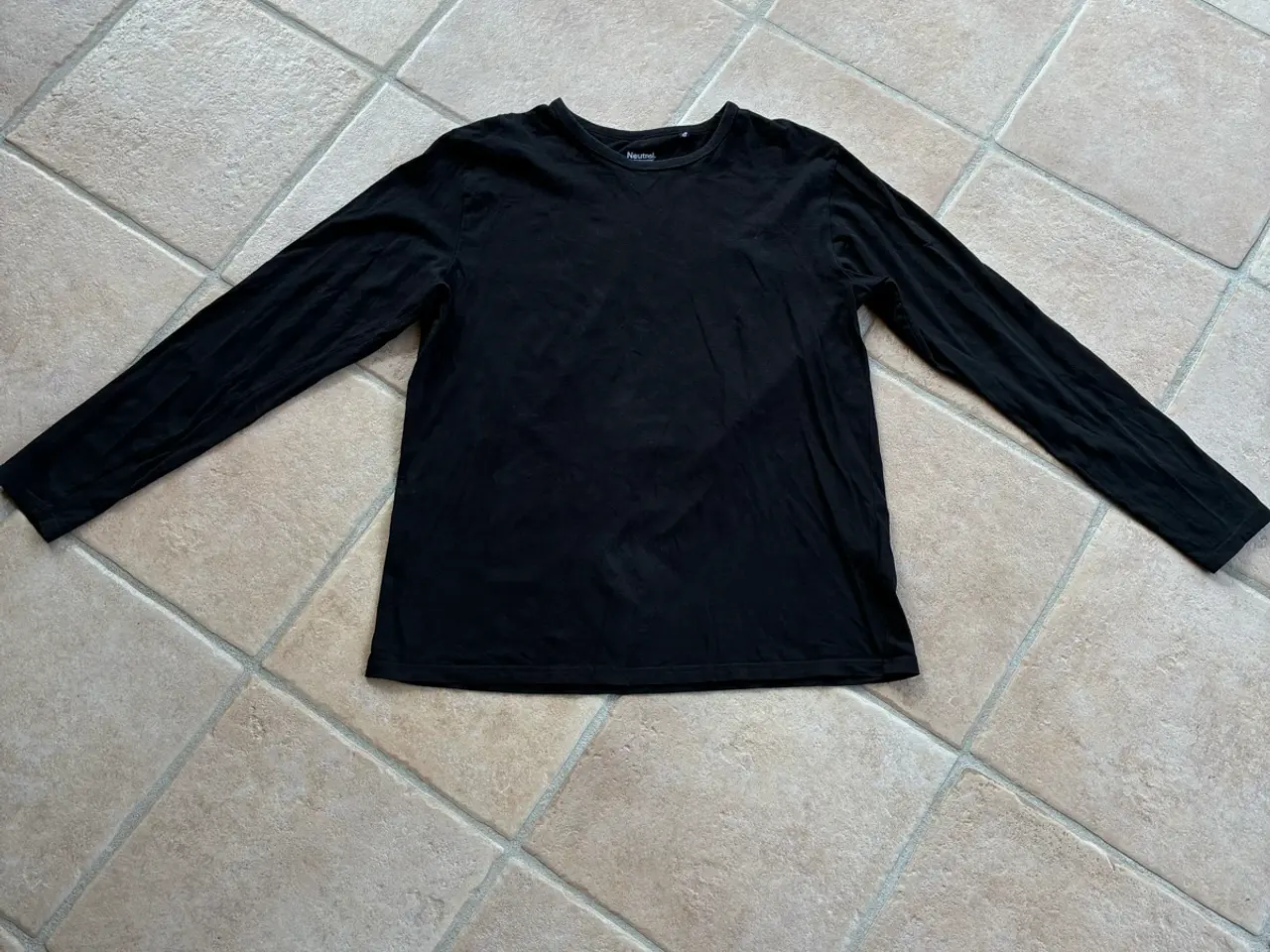 Billede 1 - Neutral bluse str. XL