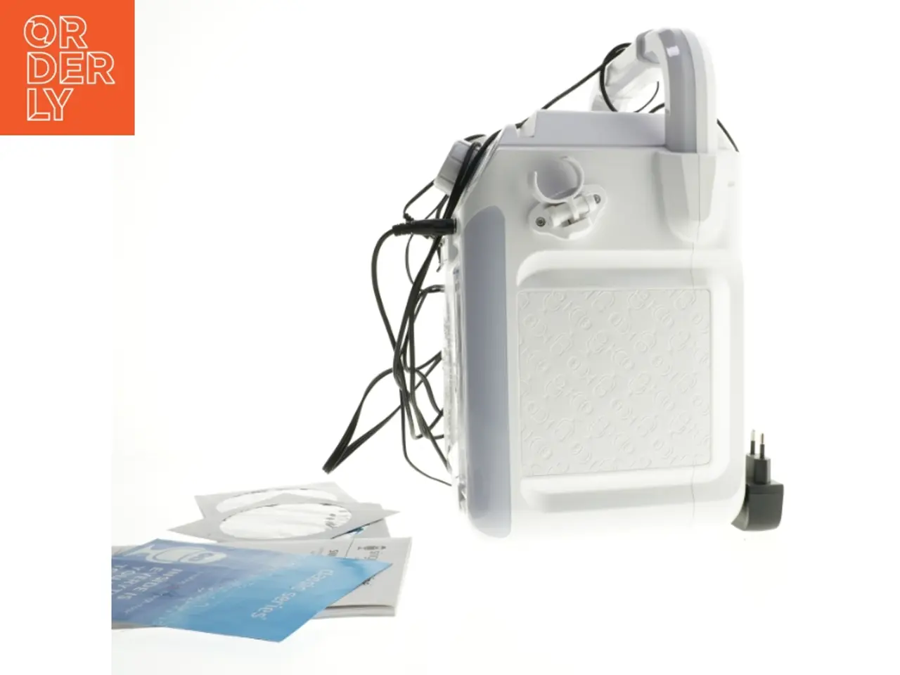 Billede 1 - Karaokemaskine med mikrofon (str. 19x23x36 cm)
