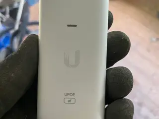 Ubiquiti U-POE-af PoE-injektor – ubrugt