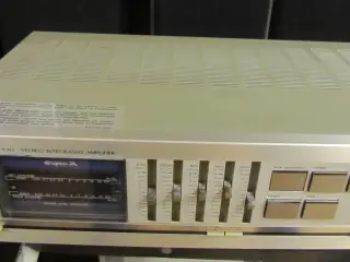 TOSHIBA  A-X40 50W RMS og EQUALIZER