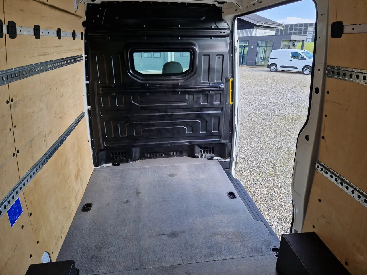 Billede 10 - VW e-Crafter 35  Kassevogn M