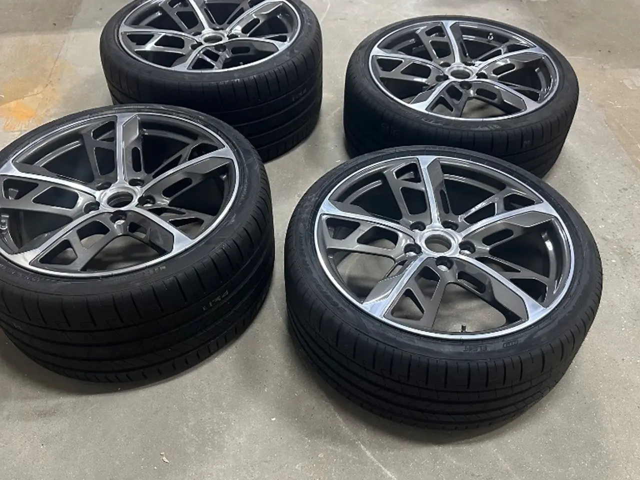 Billede 1 - Porsche Taycan Alu fælge Ubrugte
