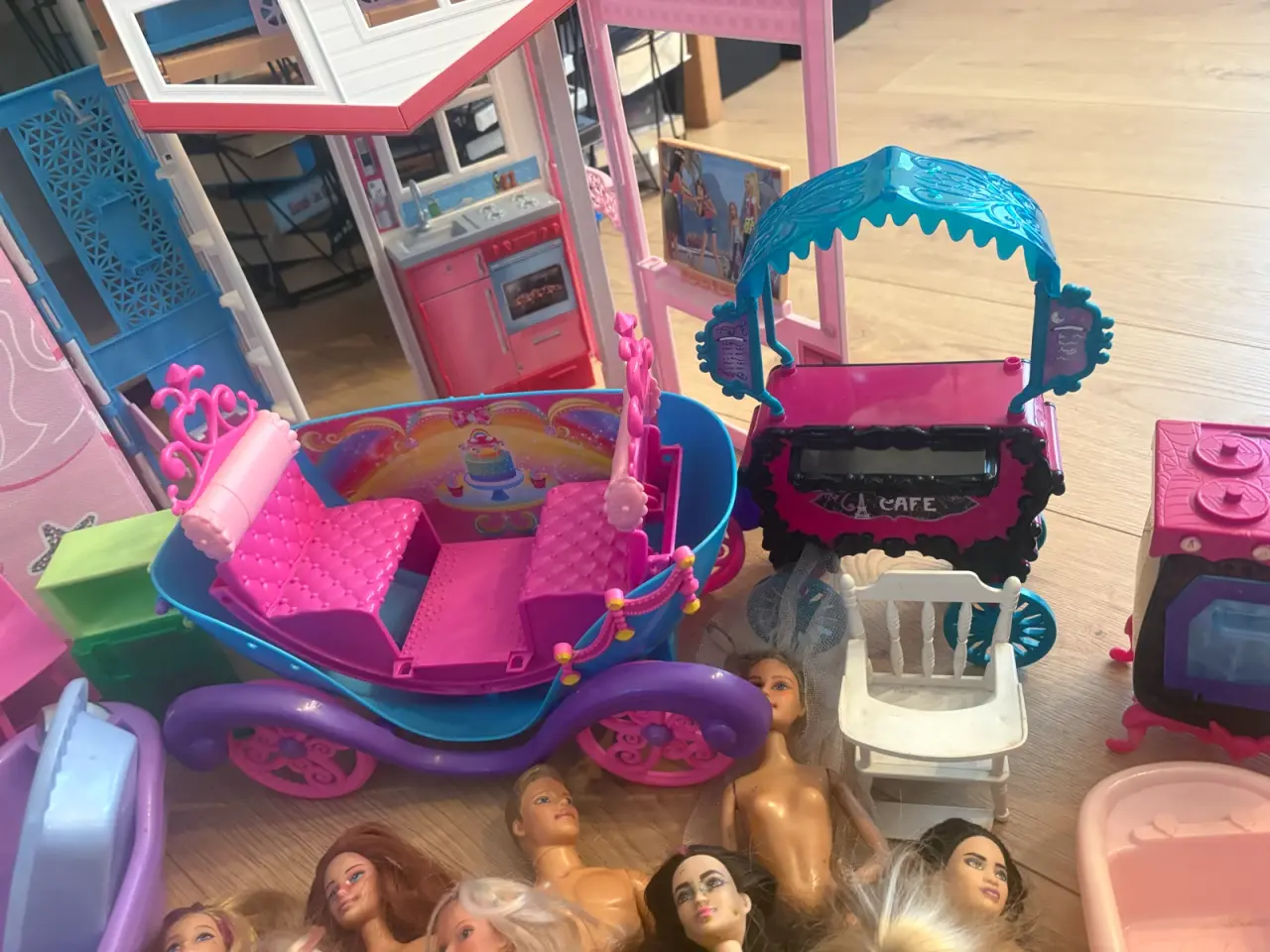 Billede 8 - Kæmpe Barbie pakke