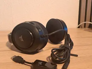 Corsair HS45 Surround gaming headset - som ny!