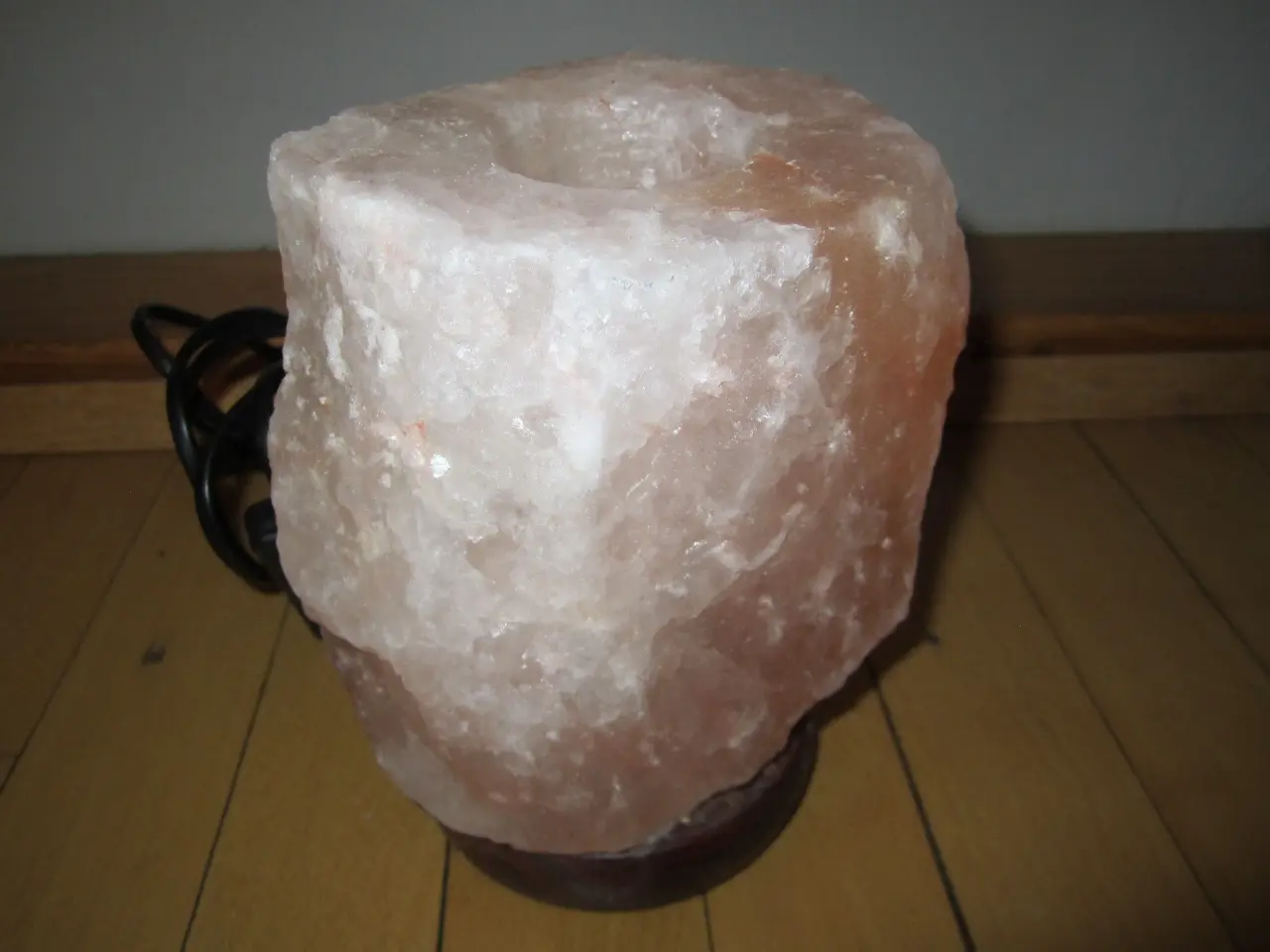 Billede 3 - BYD. ROSENKVARTS. Bordlampe.