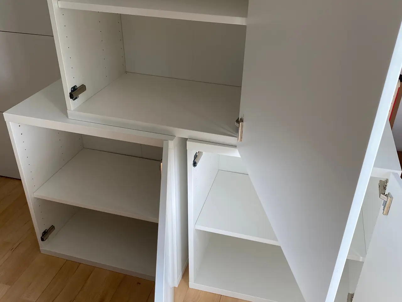 Billede 4 - 2 Ikea Bestå skabe tilbage, 300,- pr stk