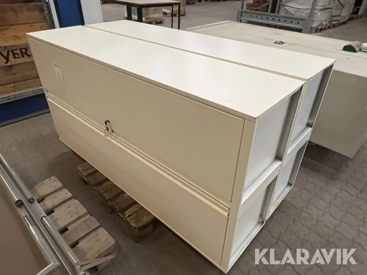 Billede 3 - Skabe Triumph - 2 styk