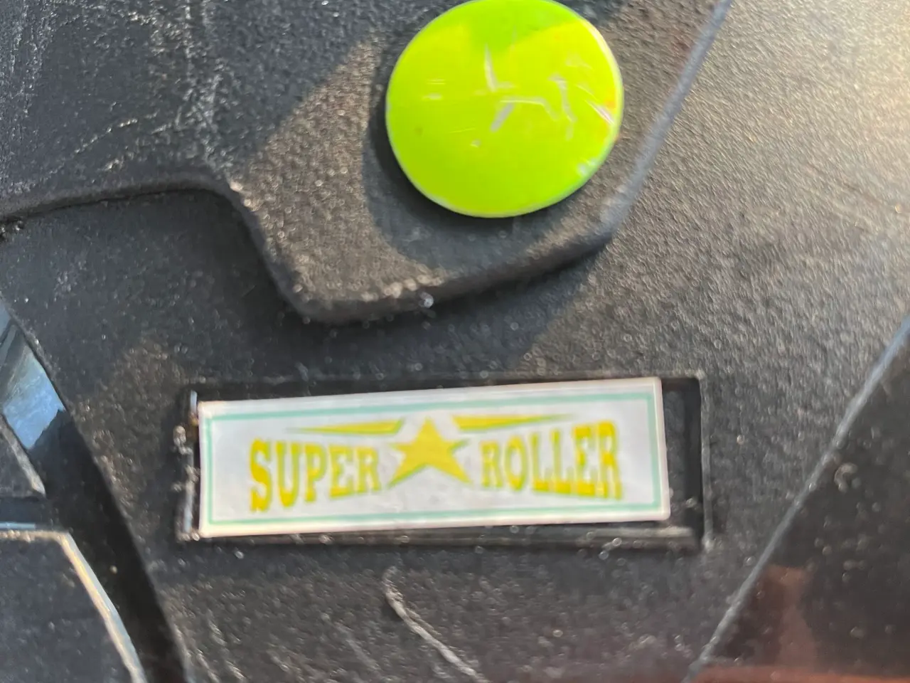 Billede 5 - To par rulleskøjter str. 41. Giv bud.