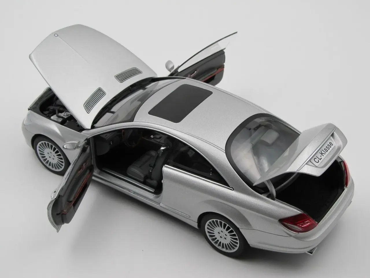 Billede 7 - AUTOart - 2007 Mercedes CL 500 1:18 