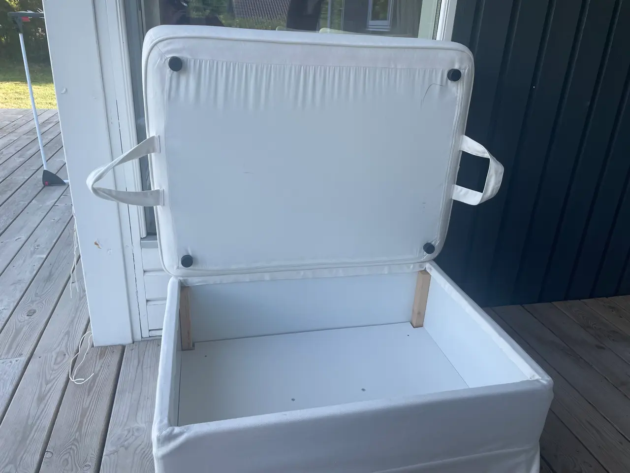 Billede 1 - IKEA puf med magasin