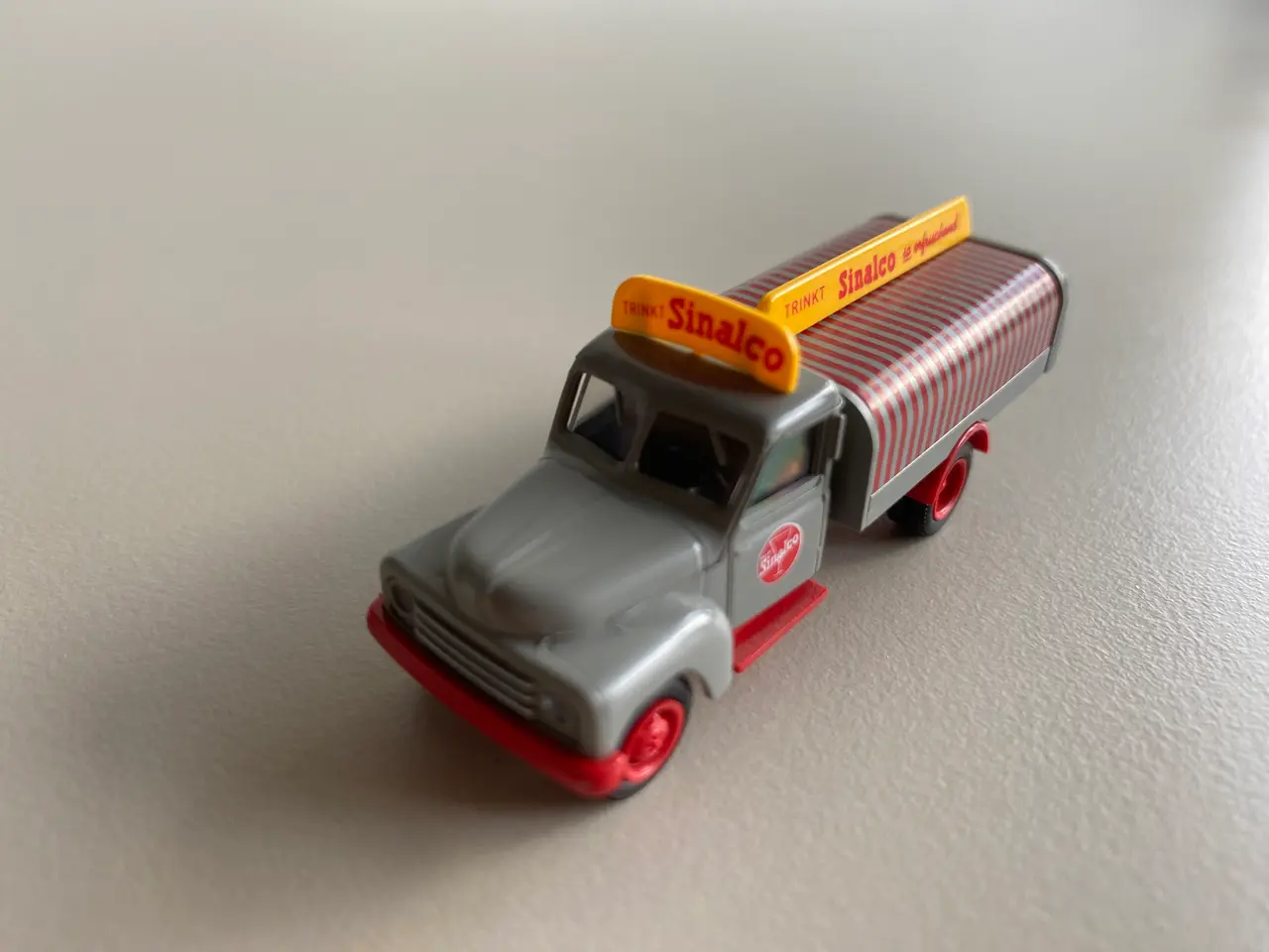 Billede 2 - Brekina Hanomag L28 Sinalco lastbil modelbil