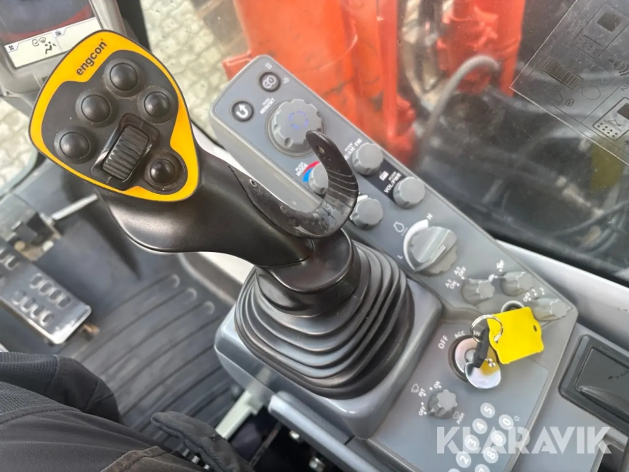 Billede 12 - Gravemaskine Hitachi ZX250LC-6 + Engcon, GPS & skovl