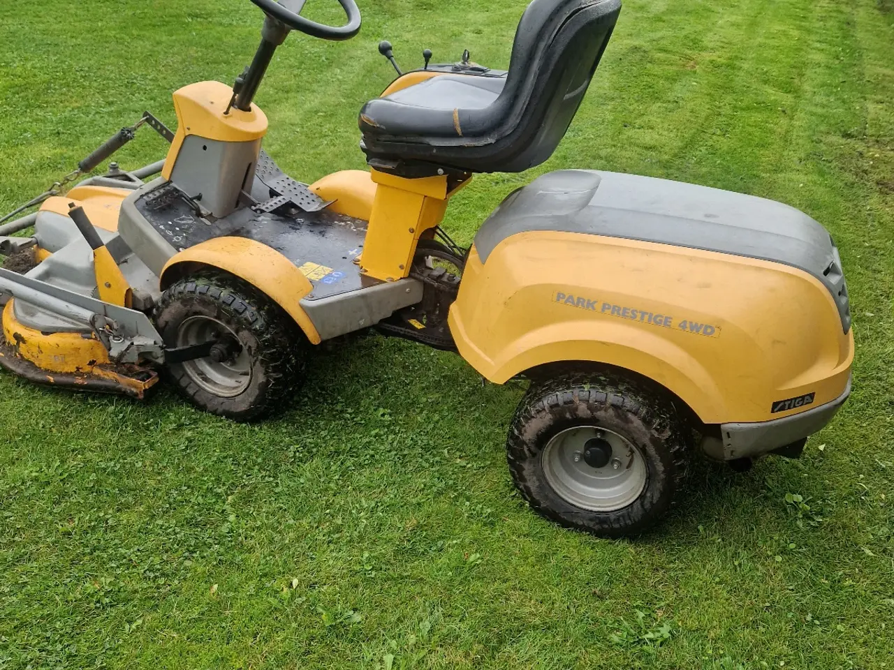 Billede 4 - 4x4 Havetraktor Stiga park pro