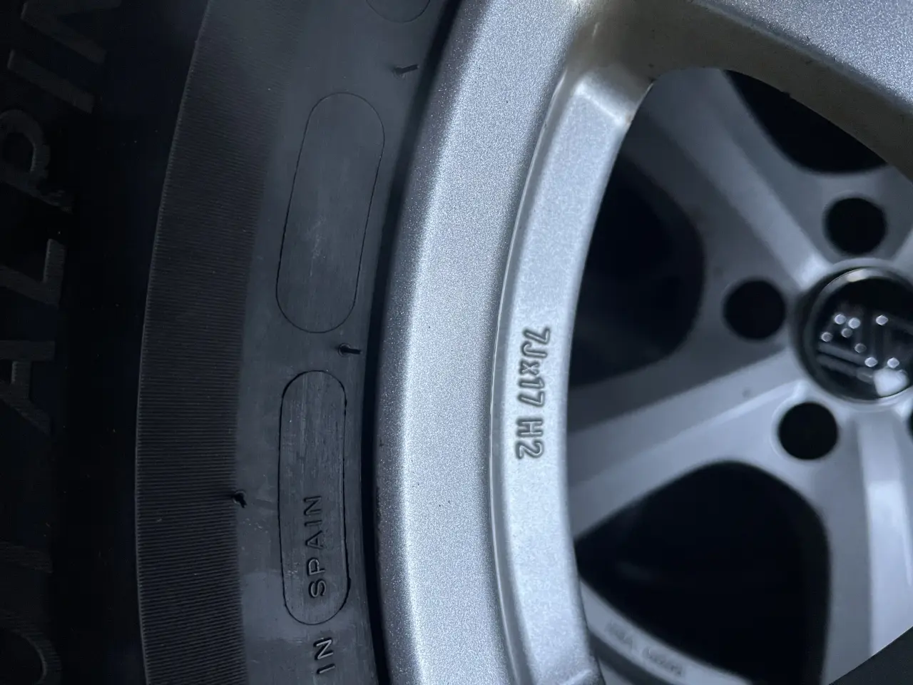 Billede 10 - Flotte vinterdæk med alu-fælge til RAV4