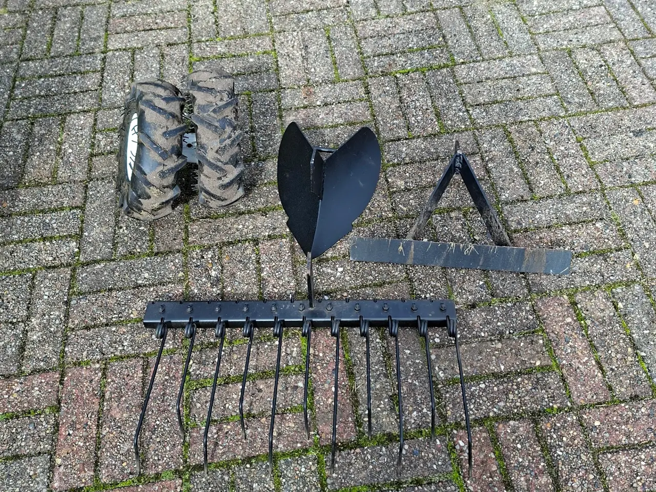 Billede 3 - Mini havefræser