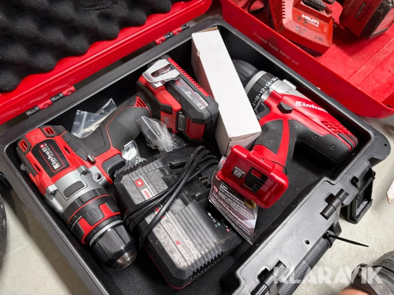 Billede 6 - Lot - Assorteret håndværktøj Hilti, Makita, Bosch, Einhell - 1 palle