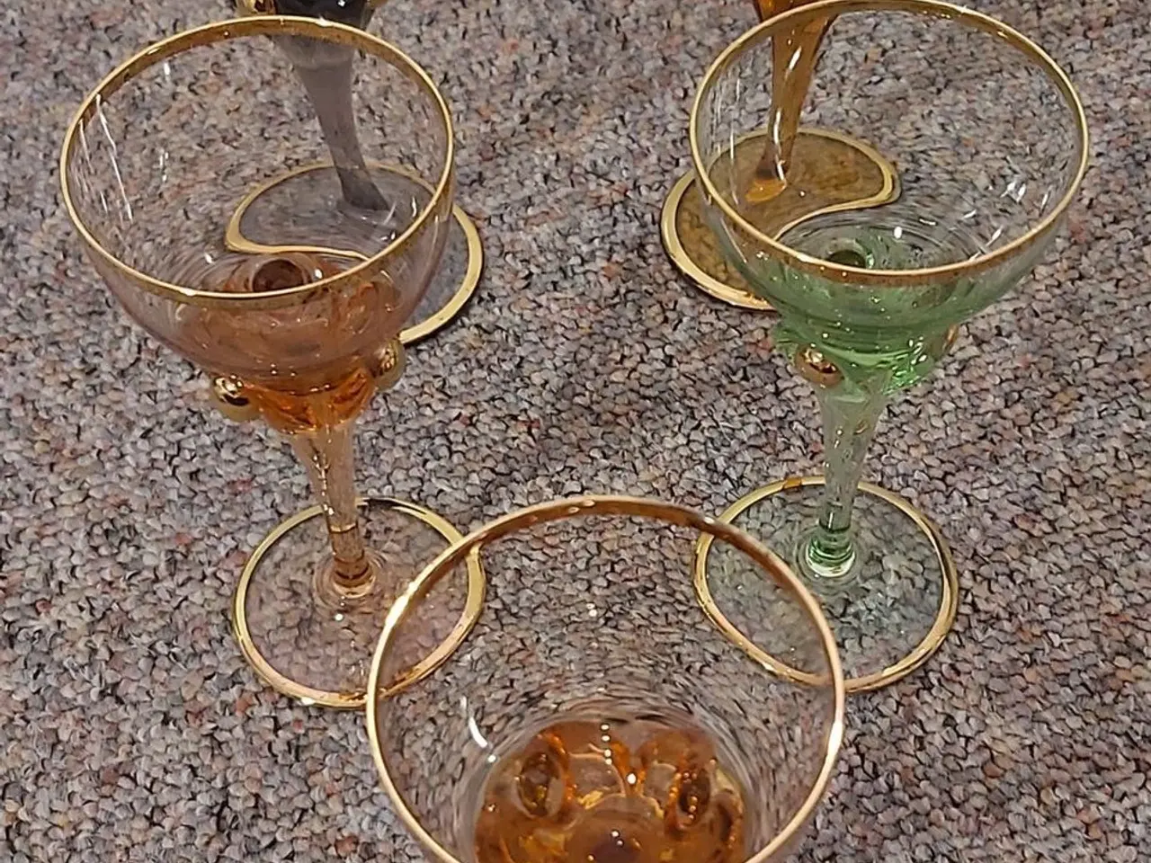 Billede 1 - Golden Suszy Likørglas.