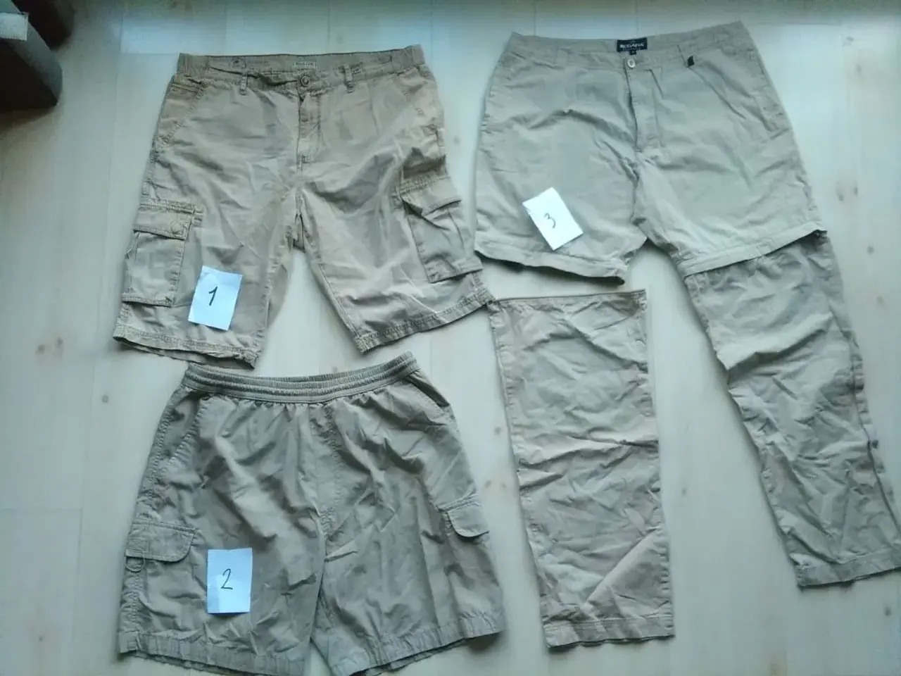 Billede 1 - Beigefarvet / sandfarvet