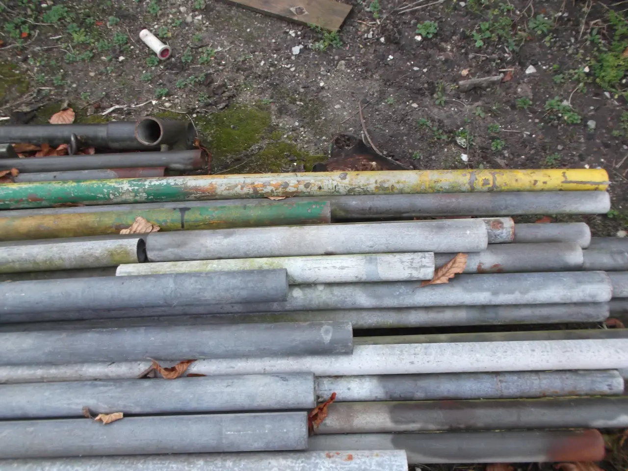 Billede 2 -  1,1/4" galv rør brugt 6.meter og mindre.    