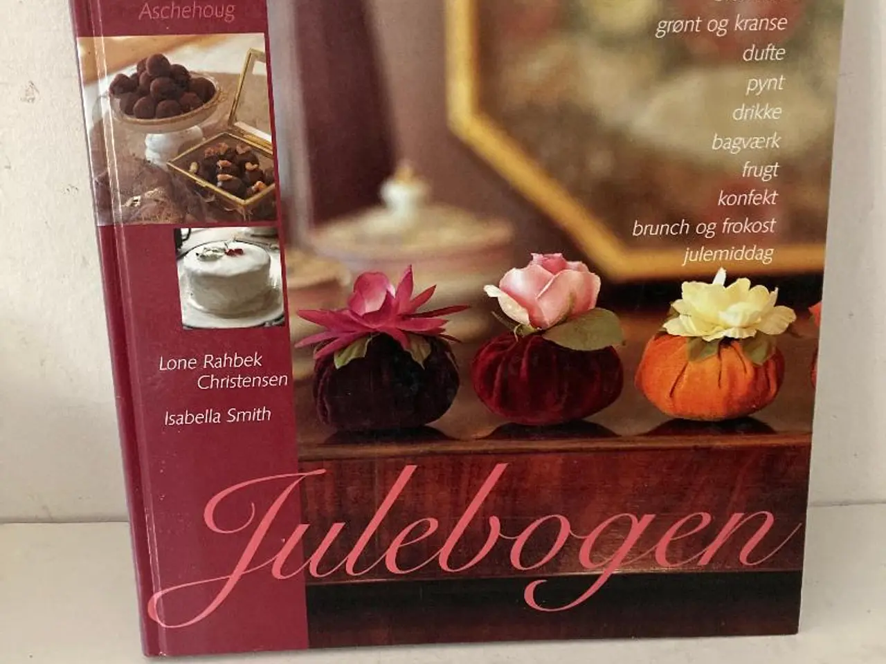 Billede 1 - "Julebogen" alt til Julen