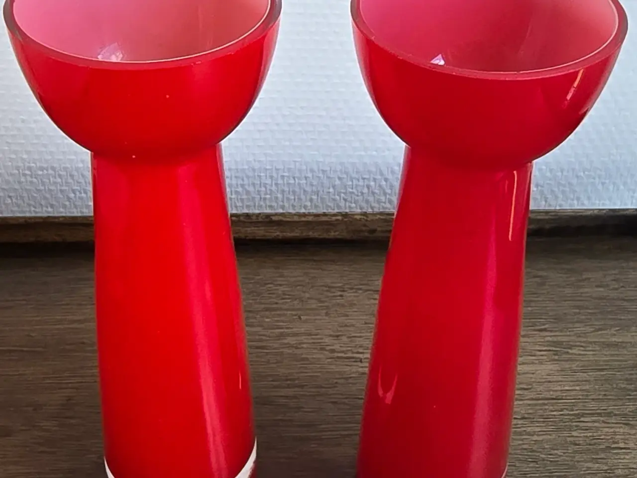 Billede 1 - Røde glasvaser x 2