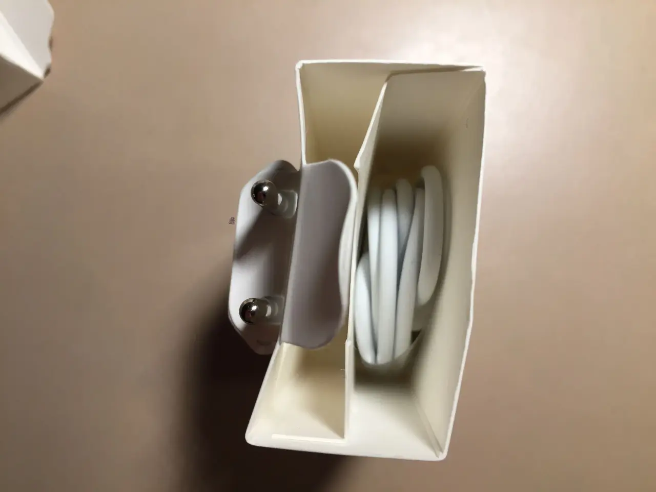 Billede 4 - USB Power Adaptor med kabel til iPod