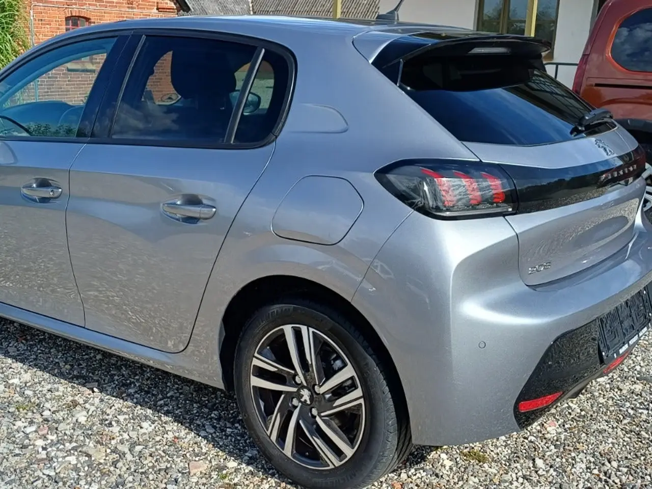 Billede 4 - Peugeot 208 1,5 BlueHDi 100 Allure