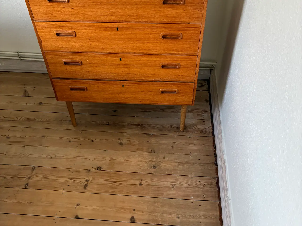 Billede 1 - Teak kommode