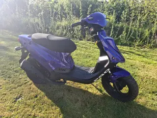 Pgo Hot 50. 30'er model. 