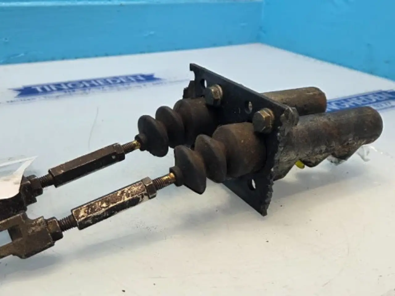 Billede 5 - New Holland CR9.90 Ventil 84062326
