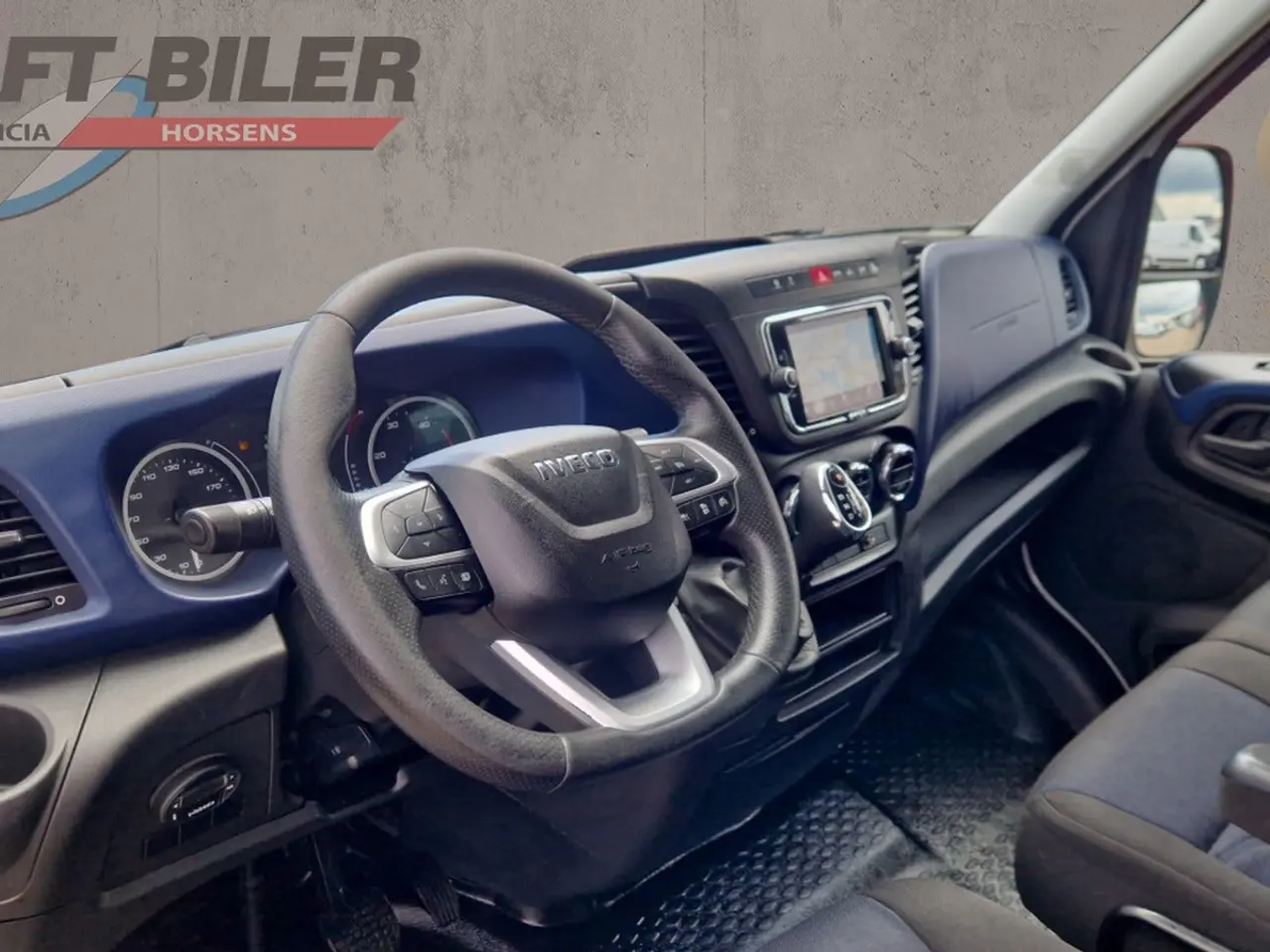 Billede 13 - Iveco Daily 3,0 35S18 Box m/lift AG8