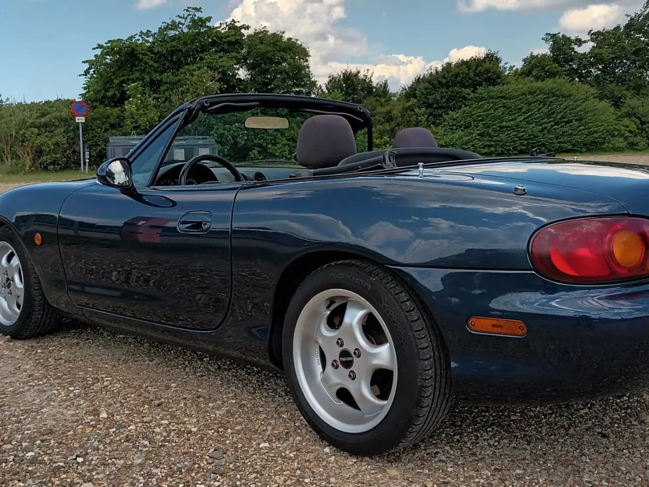 Billede 2 - Mazda MX-5 total renoveret.