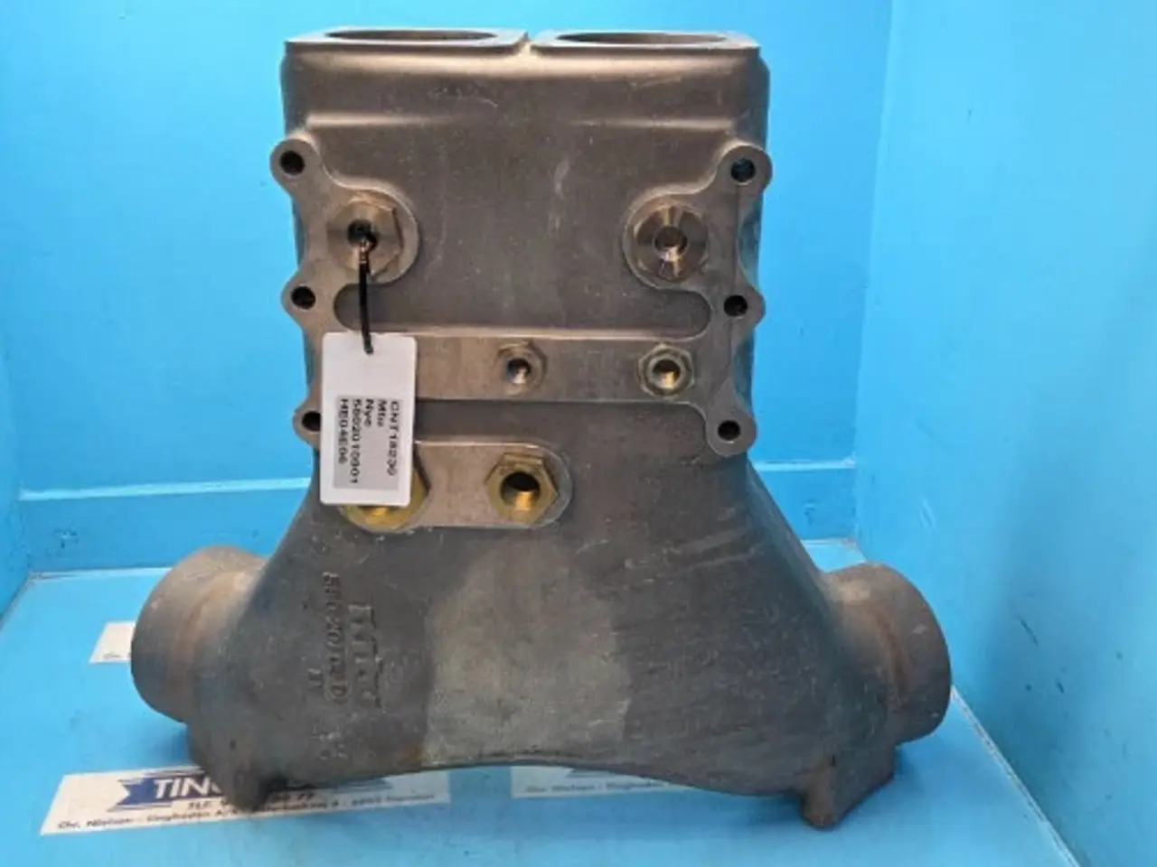 Billede 16 - MTU Manifold 5802010901