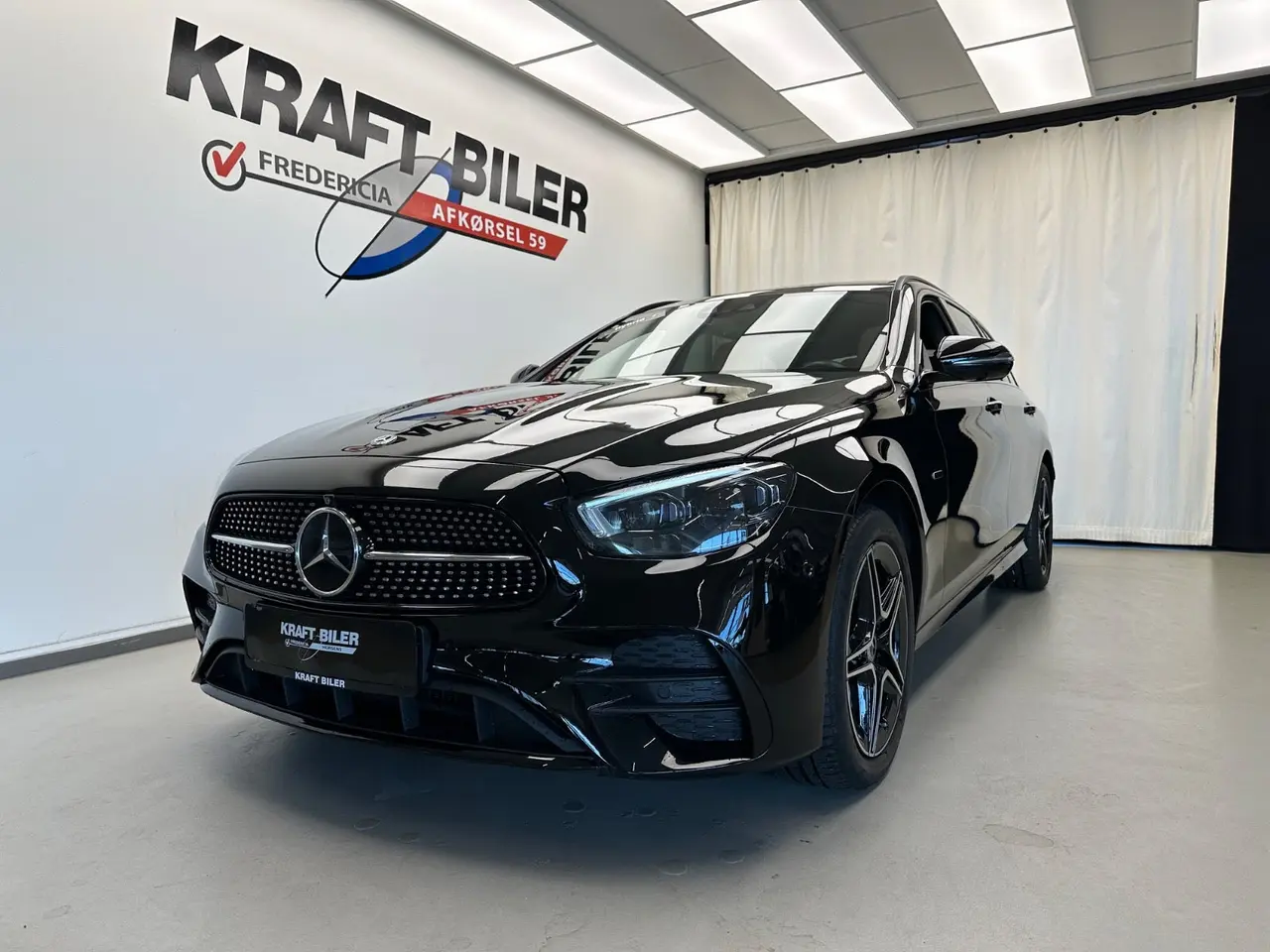 Billede 1 - Mercedes E300 de 2,0 AMG Line stc. aut.