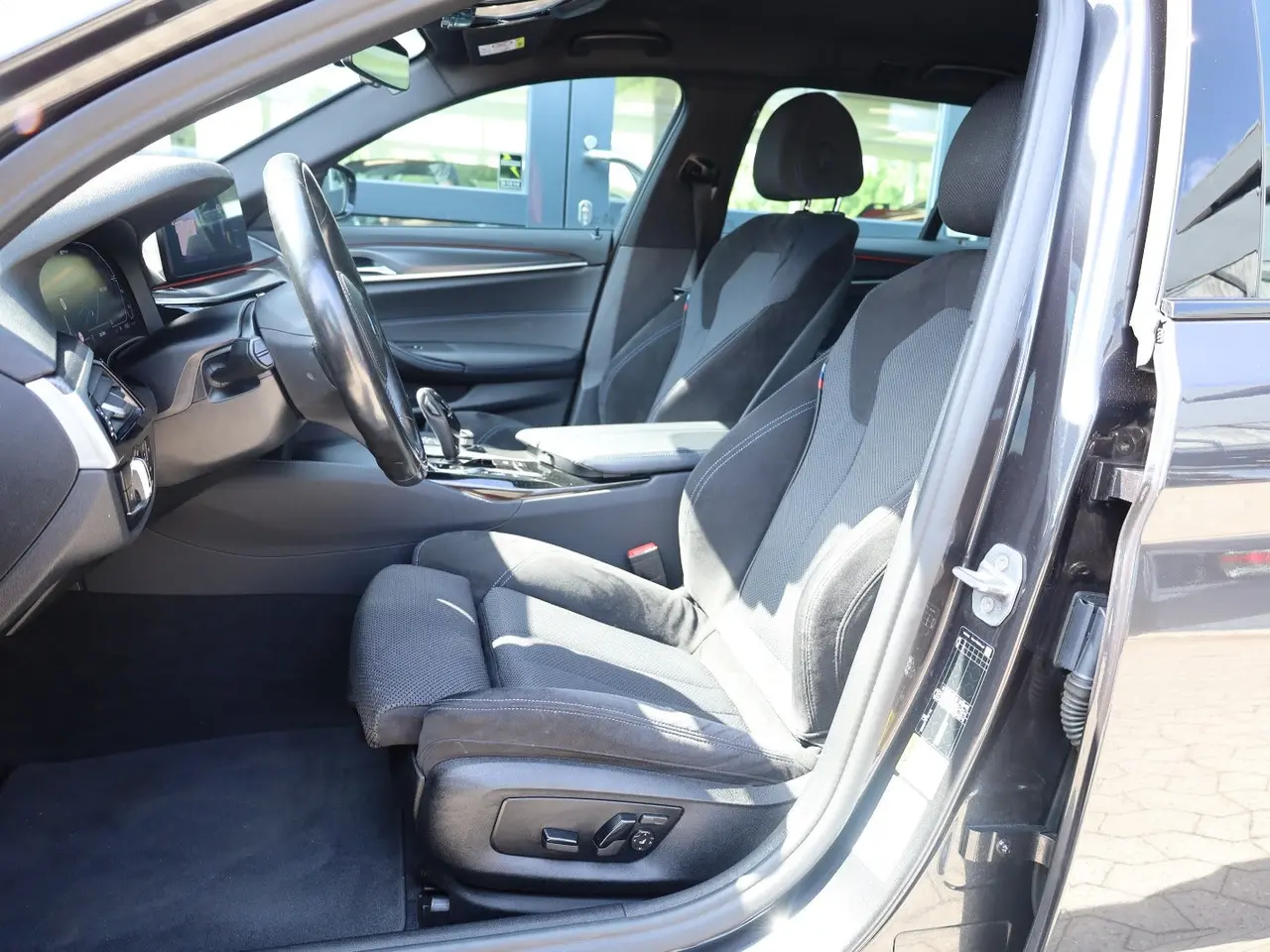 Billede 2 - BMW 530e 2,0 Touring M-Sport aut.