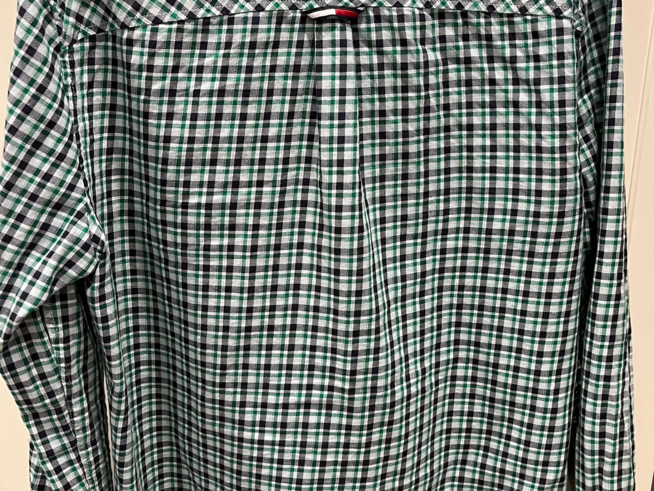 Billede 4 - Fin ternet Tommy Jeans skjorte