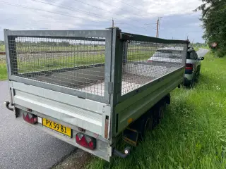 Brenderup boogie trailer med gittersider 2000 kg )