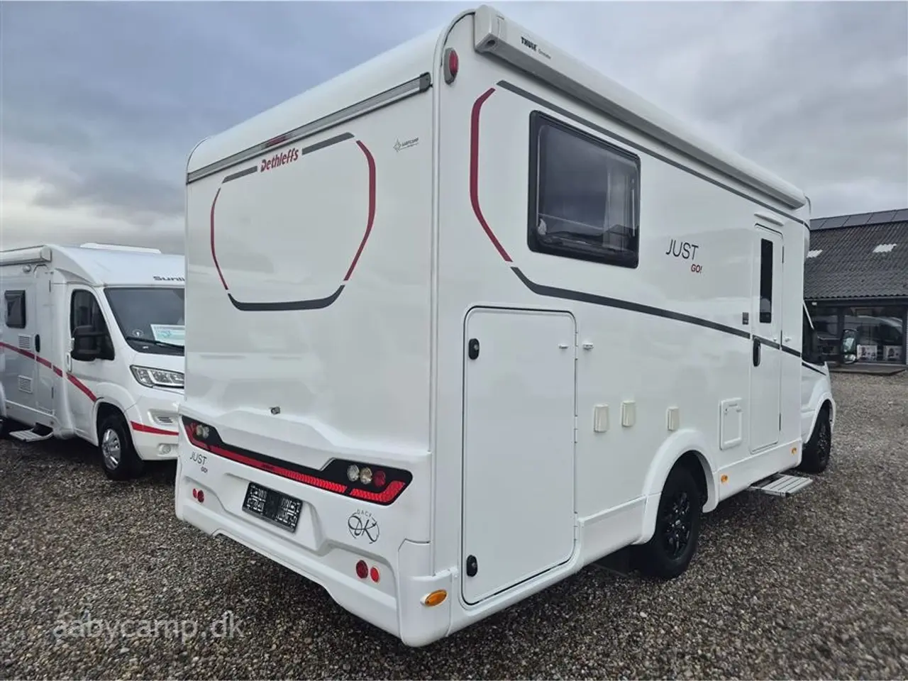 Billede 2 - 2022 - Dethleffs Just GO T 6815 Automatgear. markise. solceller. 2x Batteri. inverter. elektrisk indgangstrin. centrallås på Bo-del. 42,000 km.