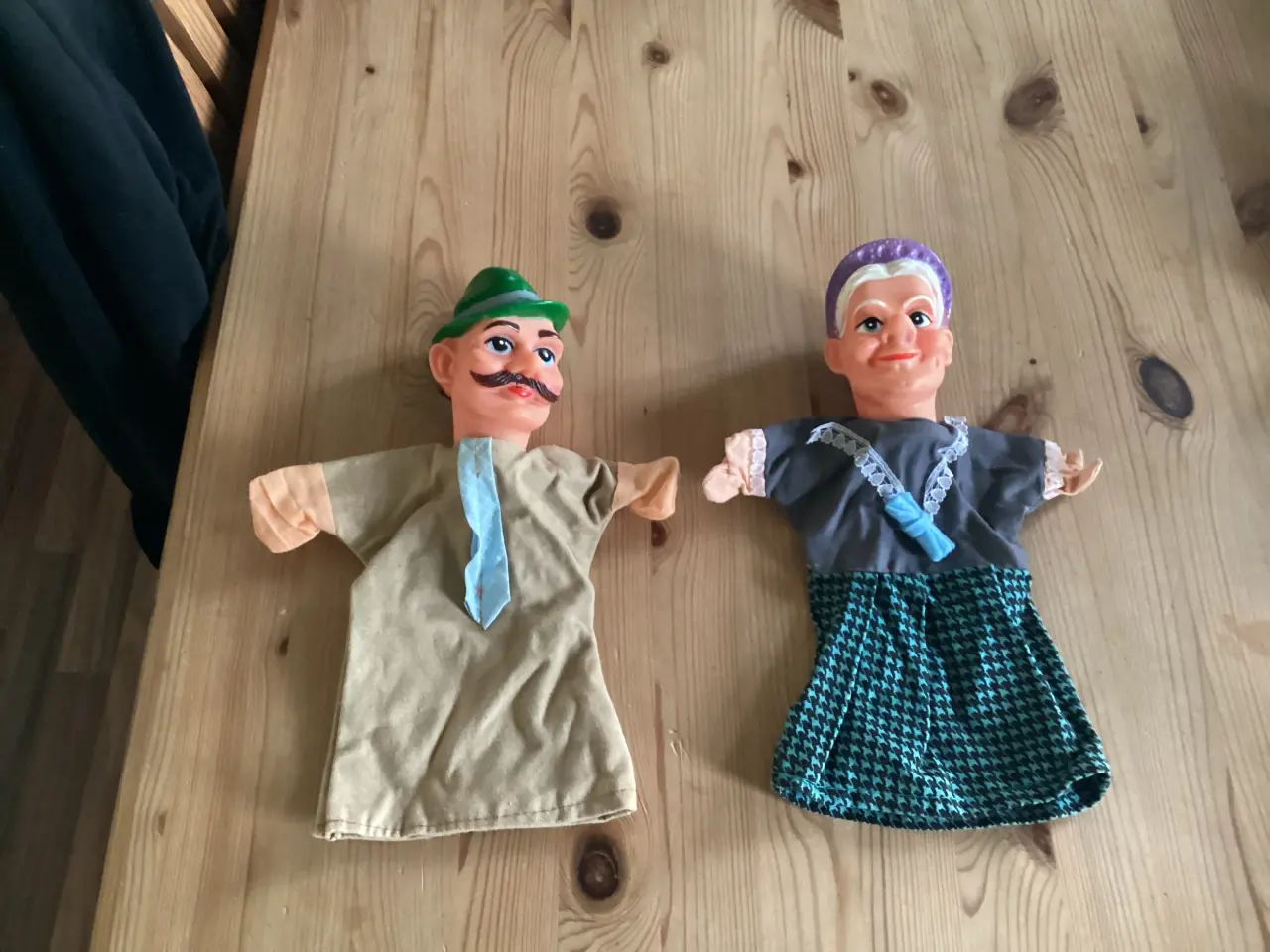 Billede 3 - Hånddukker.