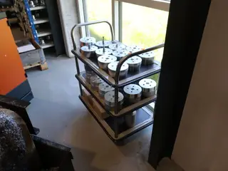 Opbevaringsvogn uden indhold
