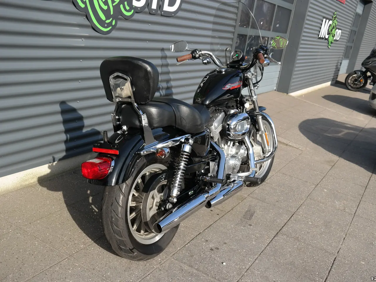 Billede 3 - Harley-Davidson XL883 Standard MC-SYD BYTTER GERNE