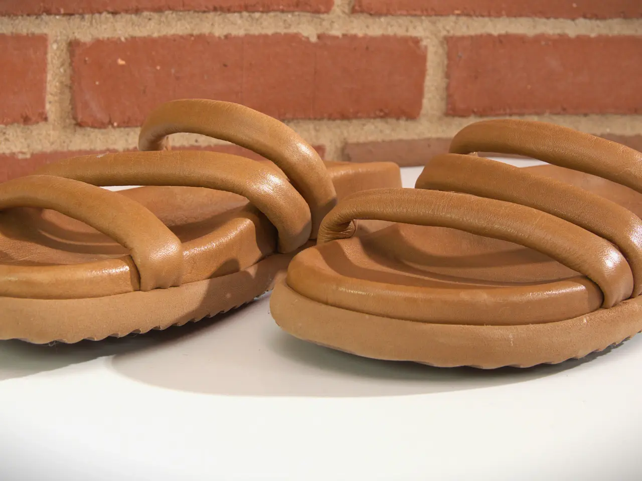 Billede 5 - VIAVAI lys brun sandal i skind