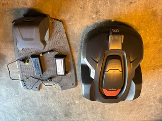 Husqvarna 440 robotplæneklipper