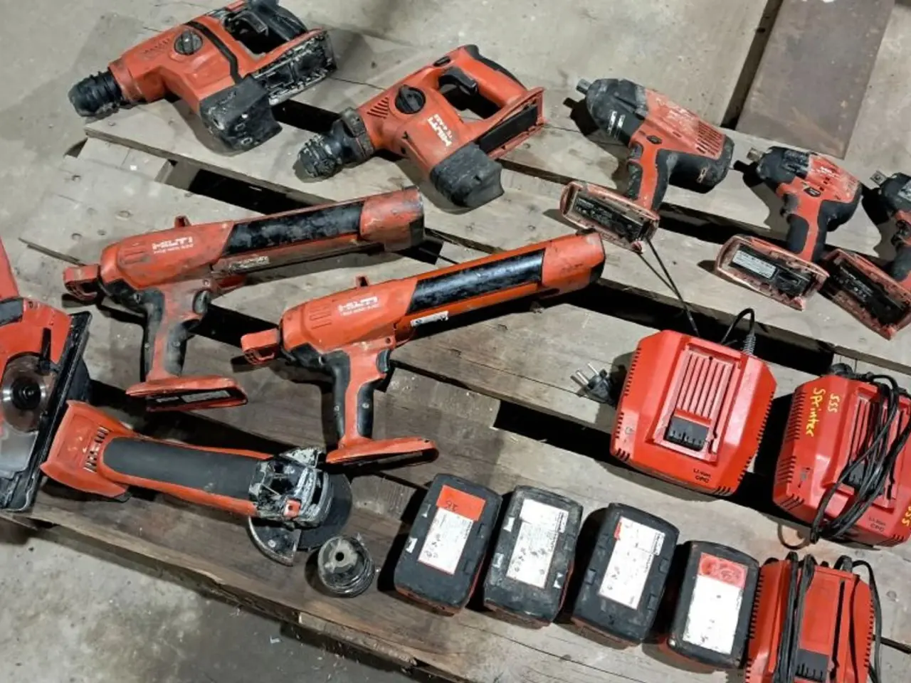 Billede 5 - Hilti En palle med værktøj