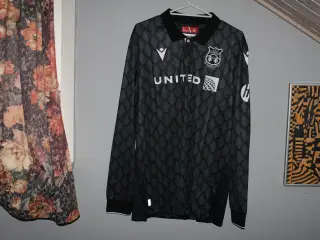 Wrexham Away Season 24/25 – lange ærmer