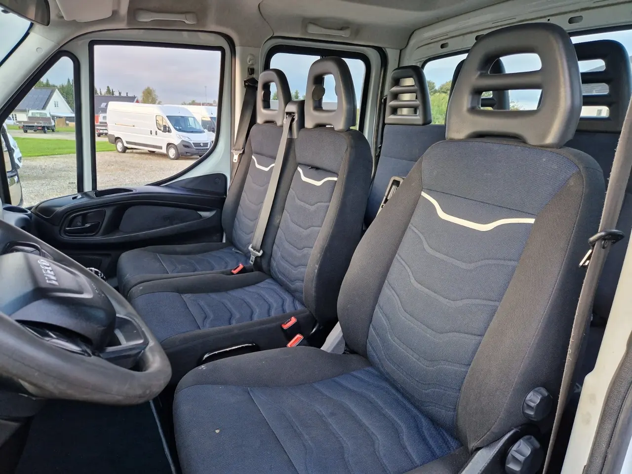 Billede 11 - Iveco Daily 2,3 35S14 Mandskabsvogn m/lad
