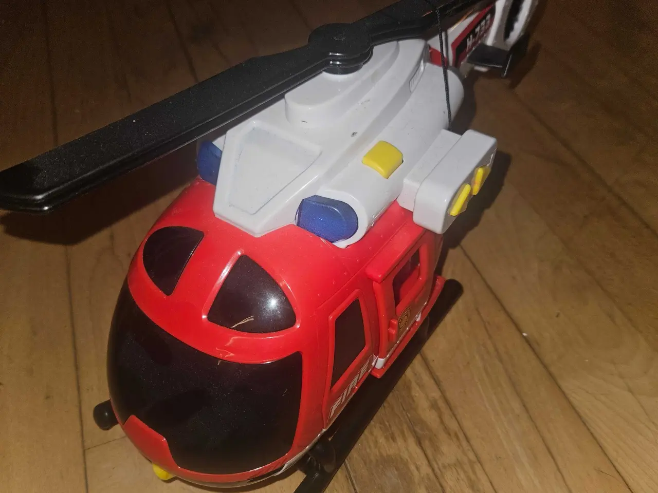 Billede 1 - Helikopter til børn