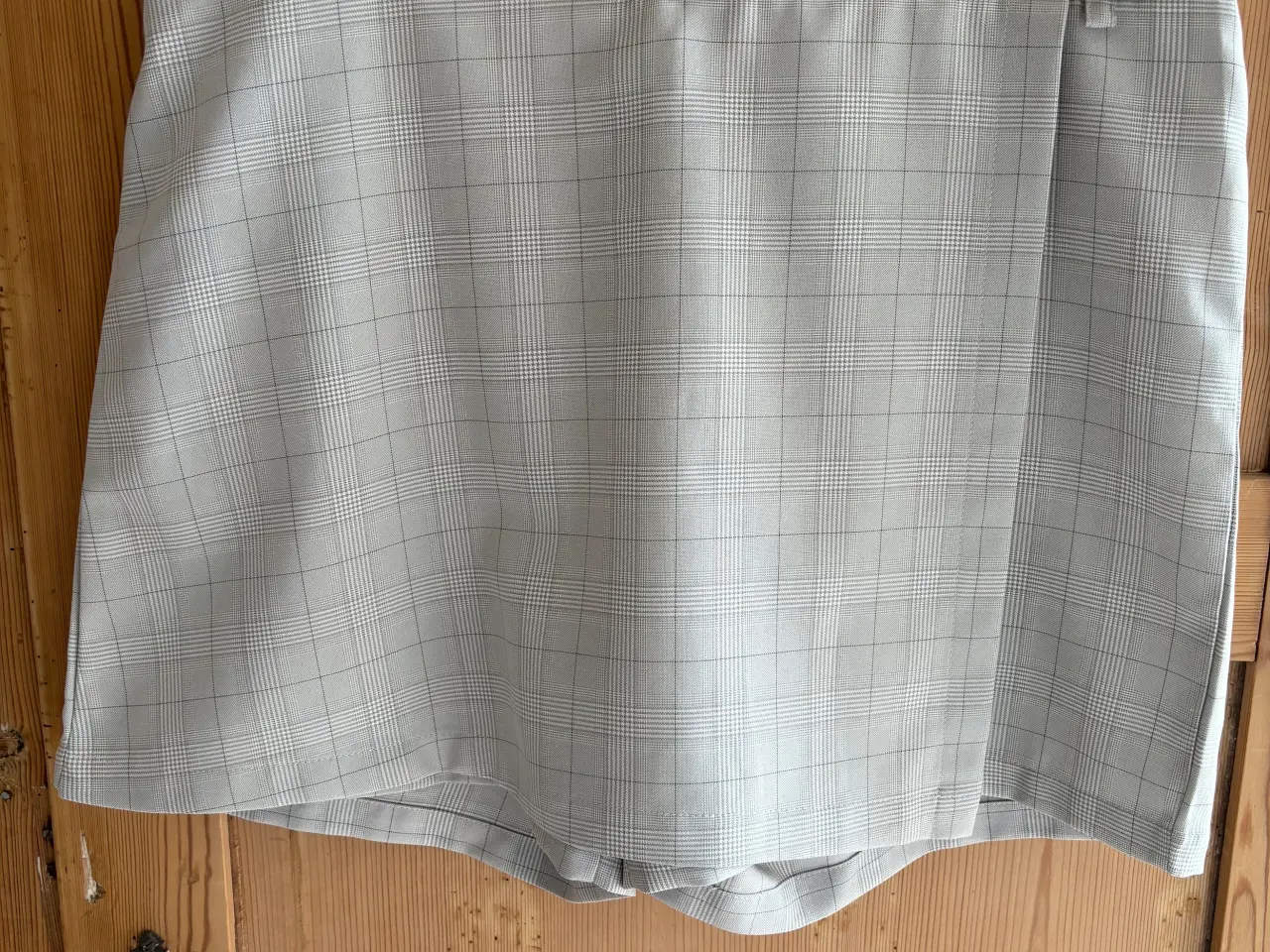 Billede 1 - Golfshorts/nederdel str. 40